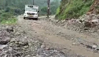 बागेश्वर  चौकस सड़कों के दावे को झुठला रहा पोथिंग मोटरमार्ग