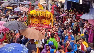 अल्मोड़ा  मां नंदा—सुनंदा का डोला उठा  नंदामय बनी सांस्कृतिक नगरी