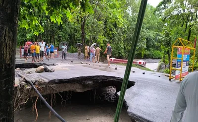 हल्द्वानी रामनगर स्टेट हाईवे फिर हुआ बंद  सड़क का बड़ा हिस्सा बहा