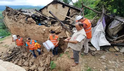 बागेश्वर  देवल बिछराल गांव में मकान अति​वृष्टि की भेंट चढ़ा