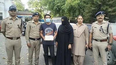 गजब   दिल्ली से हल्द्वानी होंडा सिटी कार से चोरी करने आता था यह परिवार