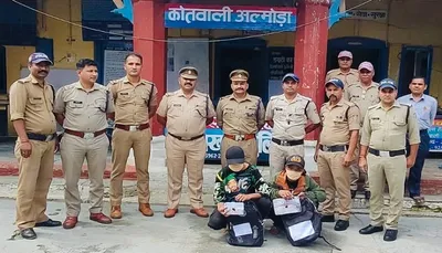 अल्मोड़ा ब्रेकिंग  पुलिस यहां—वहां तलाशती रही  चोर गुफा में मिले  दोनों गिरफ्तार