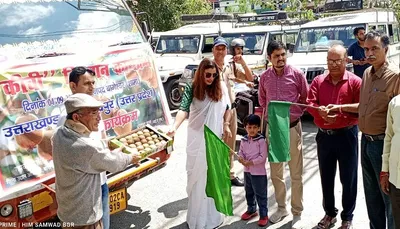 बागेश्वर  शामा में उत्पादित कीवी की पहली खेप गोरखपुर भेजी